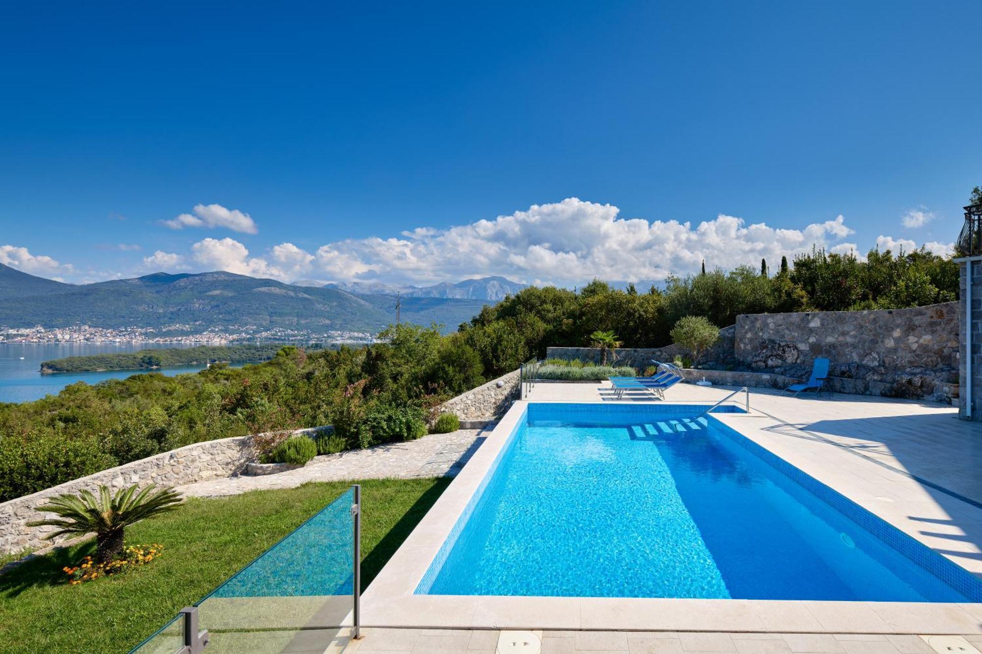 Villa Vista Azzurra Тиват Экстерьер фото